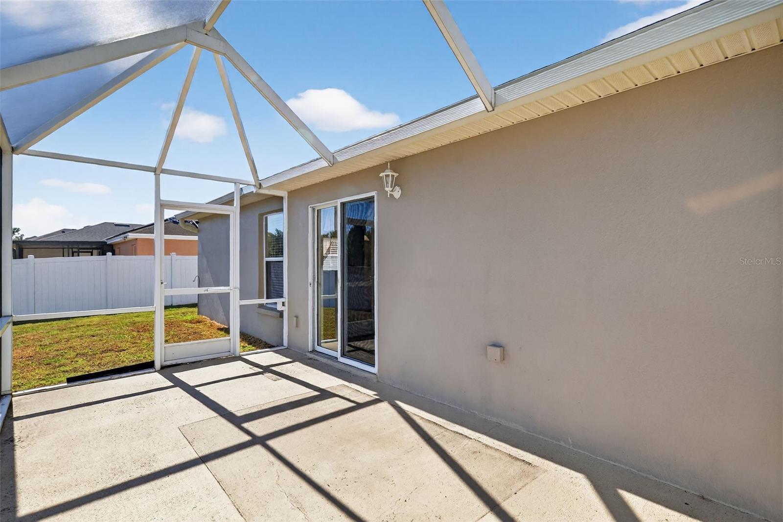 Image 28 of 37 For 1088 Brenton Manor Drive