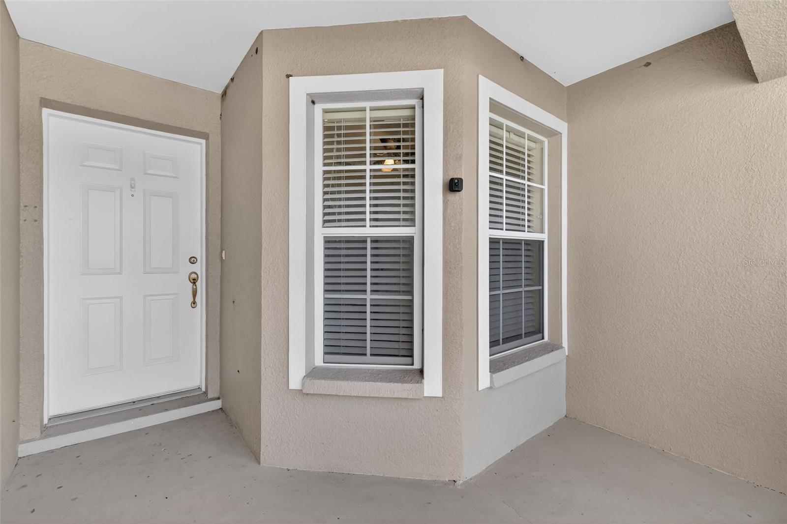 Image 5 of 37 For 1088 Brenton Manor Drive