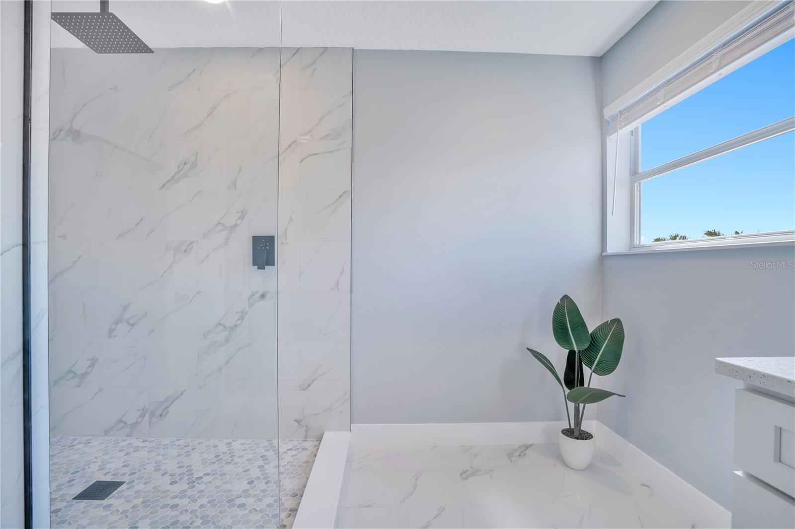 Image 28 of 80 For 14046 Fox Glove Street