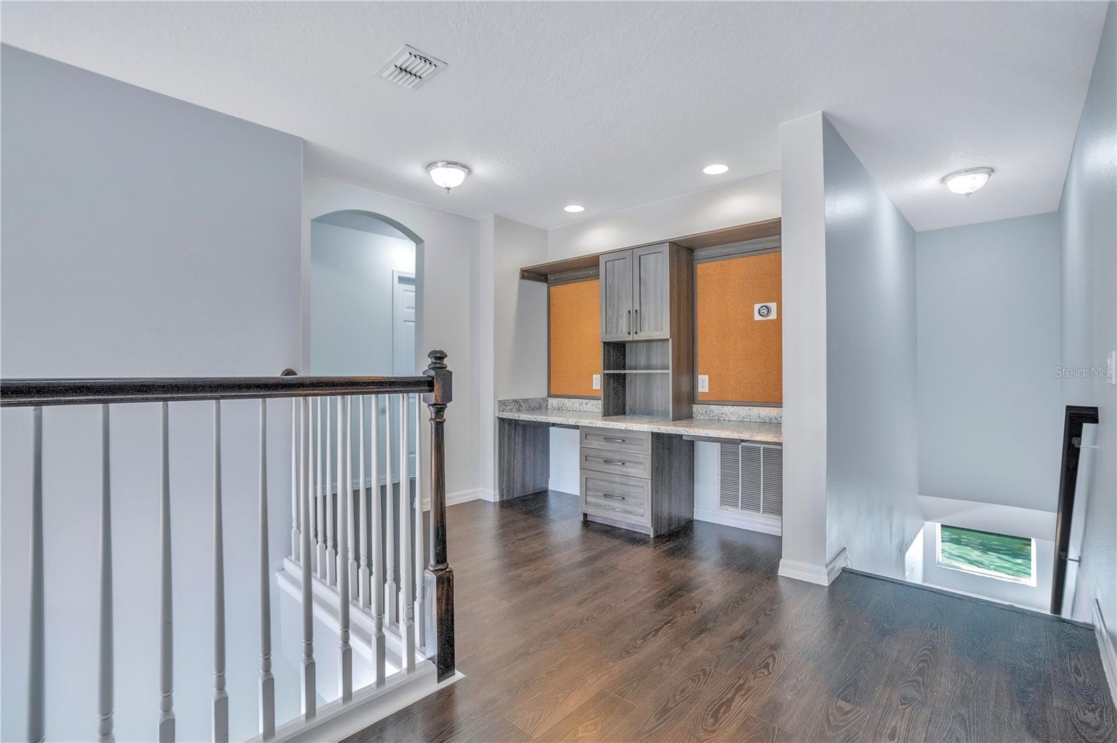 Image 33 of 80 For 14046 Fox Glove Street