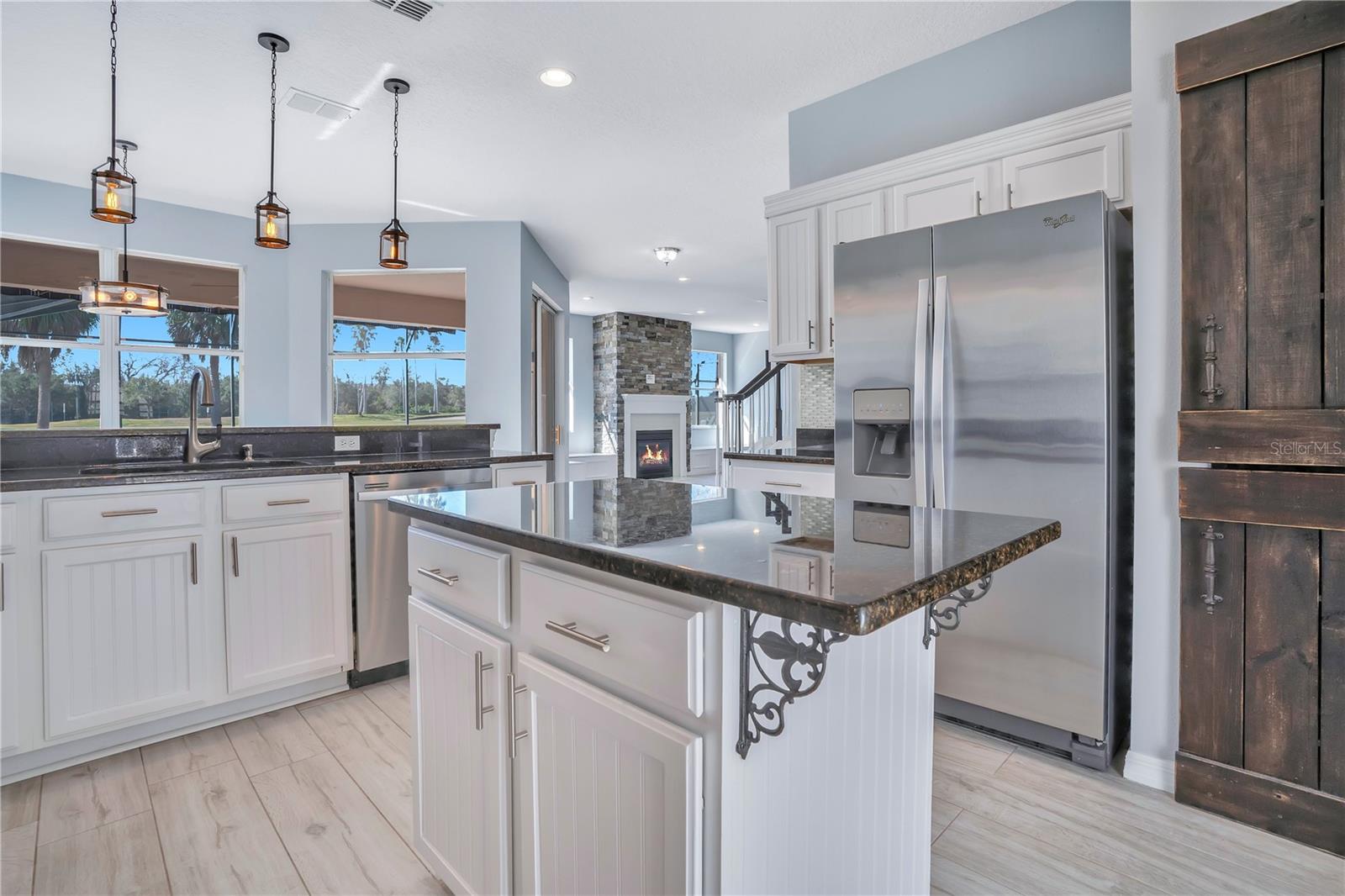 Image 4 of 80 For 14046 Fox Glove Street