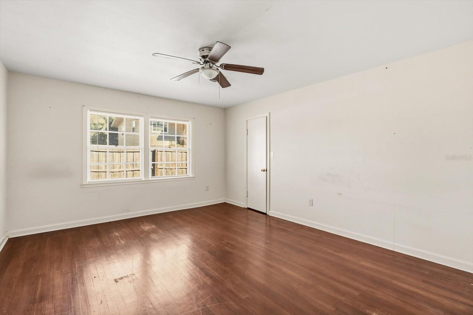 Image 22 of 61 For 703 & 705 Cleveland Avenue