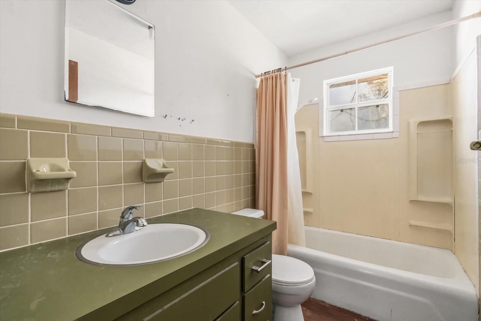 Image 38 of 61 For 703 & 705 Cleveland Avenue