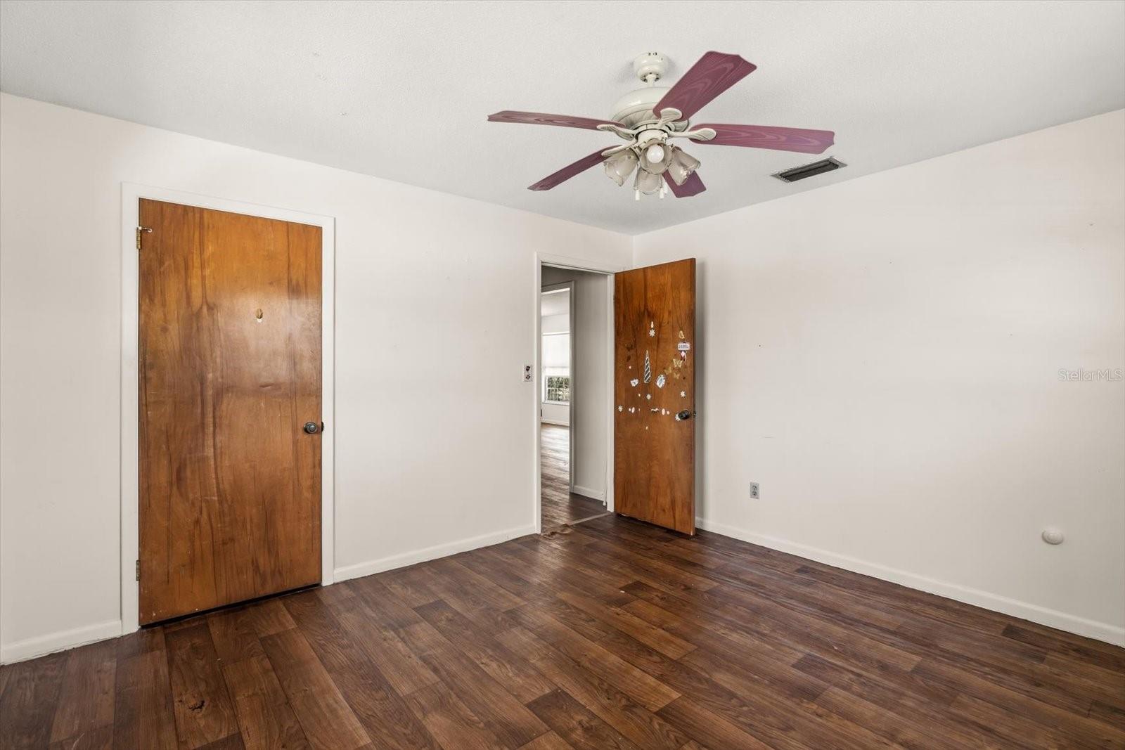 Image 40 of 61 For 703 & 705 Cleveland Avenue