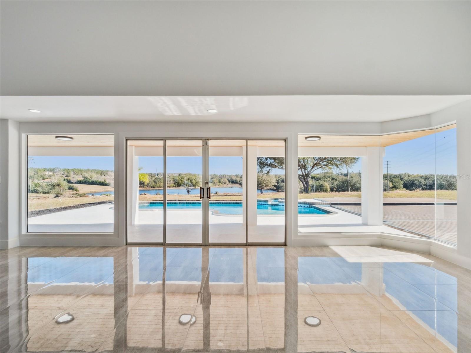 Image 15 of 60 For 17850 Coralwood Lane