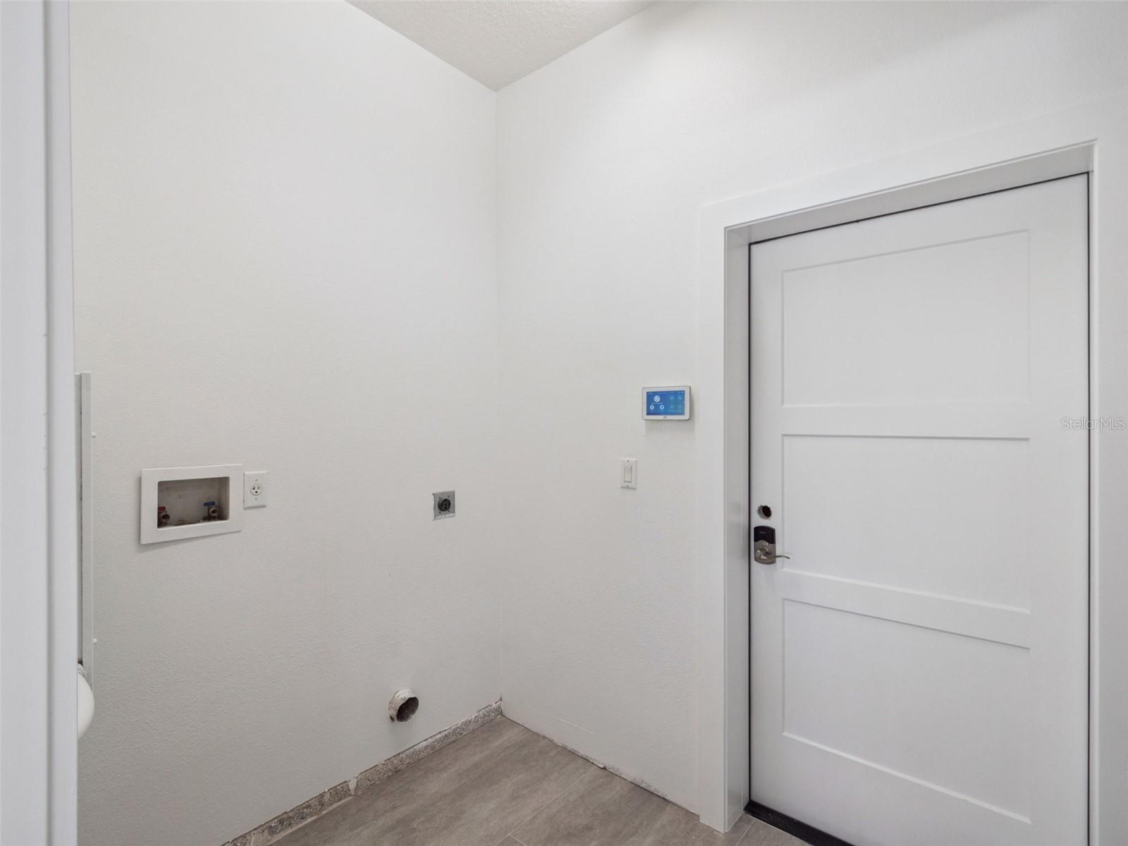 Image 42 of 60 For 17850 Coralwood Lane