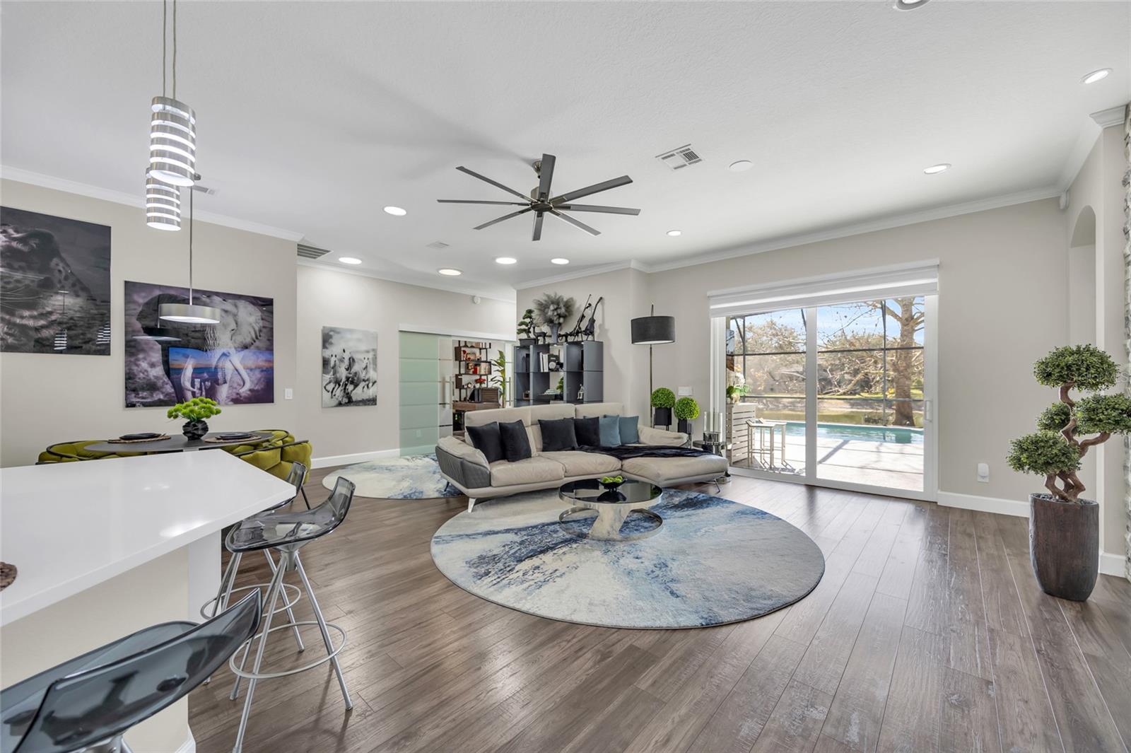 Image 14 of 44 For 10600 Oakview Pointe Terrace