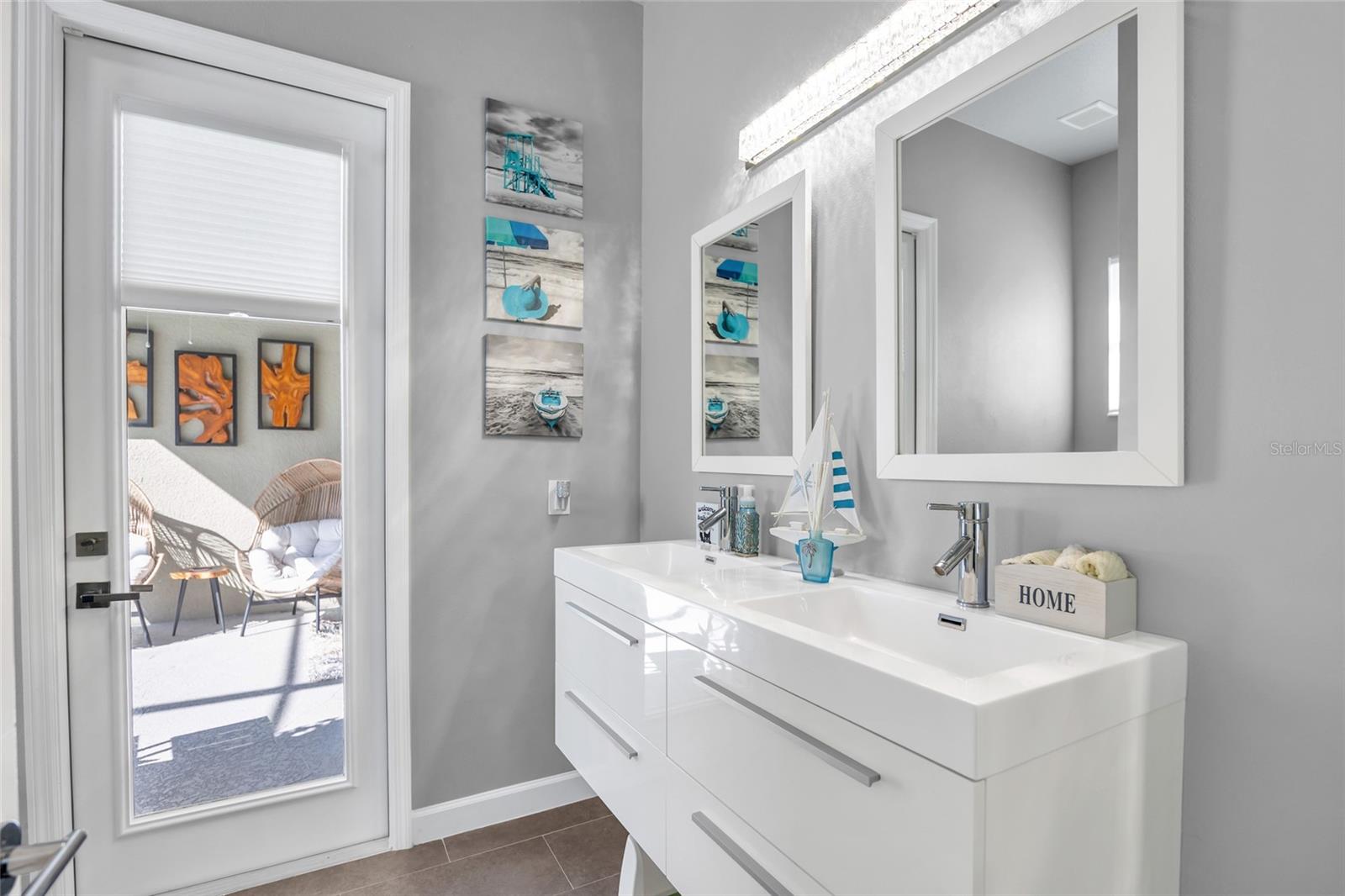 Image 30 of 44 For 10600 Oakview Pointe Terrace