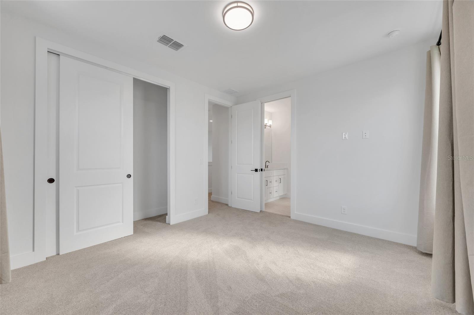 Image 30 of 58 For 906 Allendale Lane