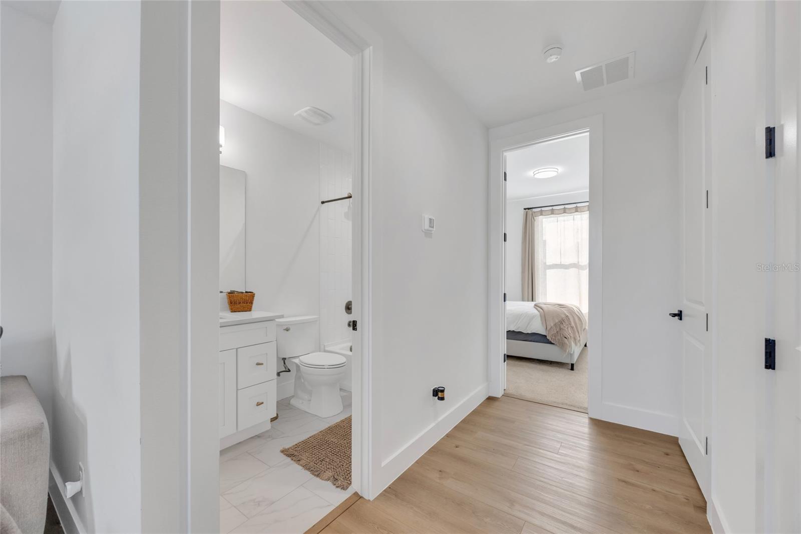 Image 39 of 58 For 906 Allendale Lane