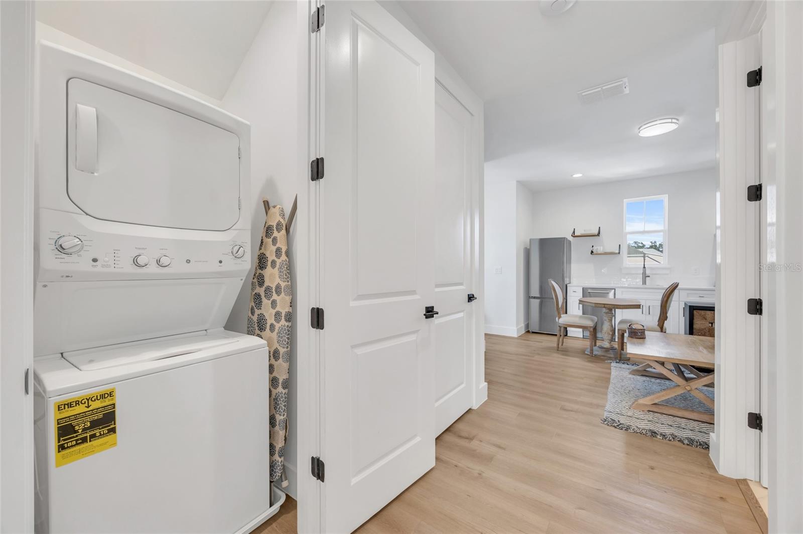 Image 42 of 58 For 906 Allendale Lane