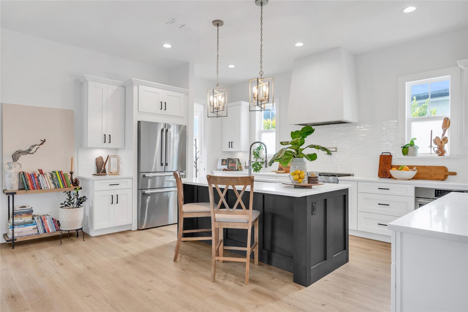 Image 9 of 58 For 906 Allendale Lane