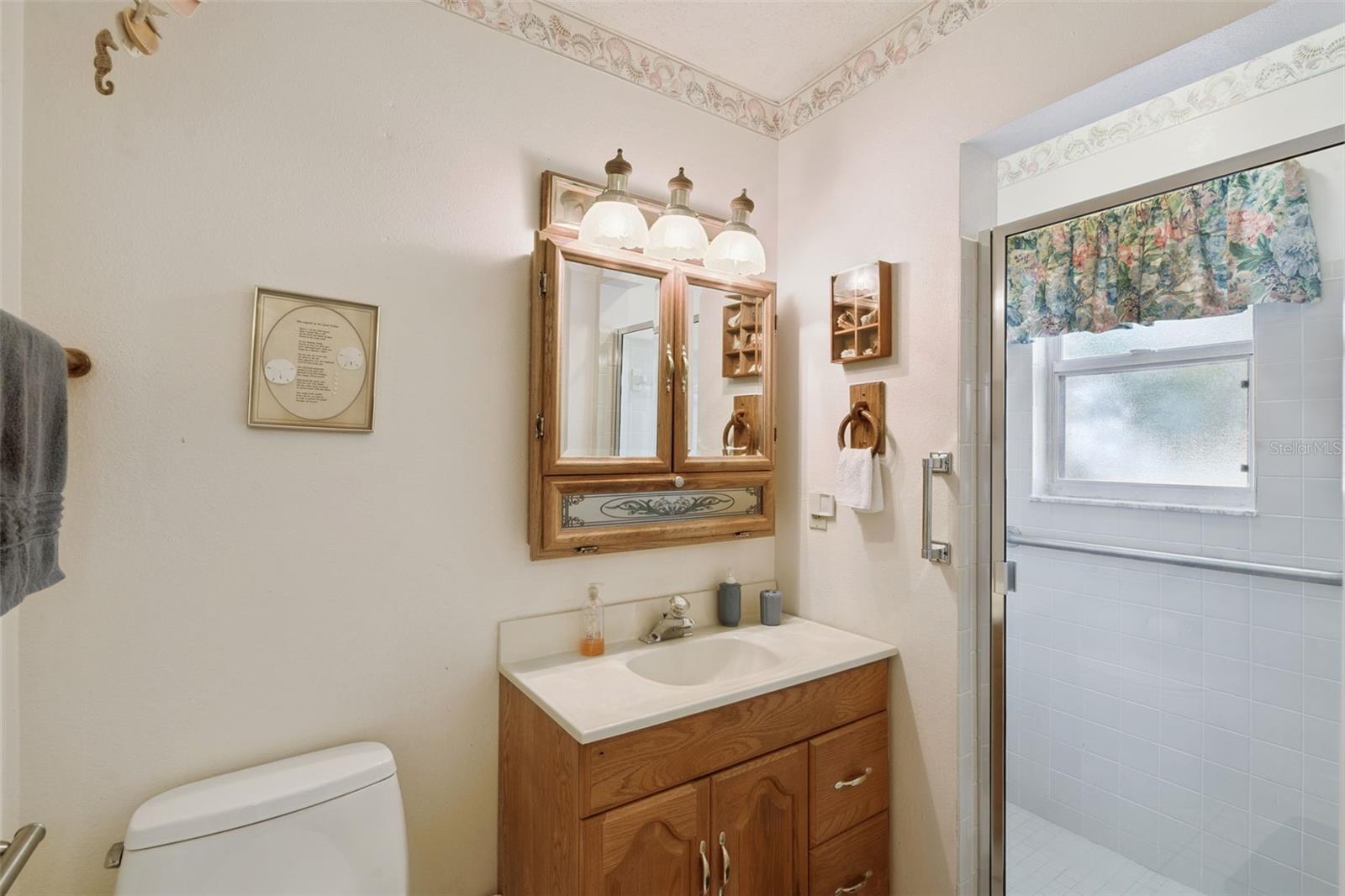 Image 18 of 33 For 17530 County Road 455