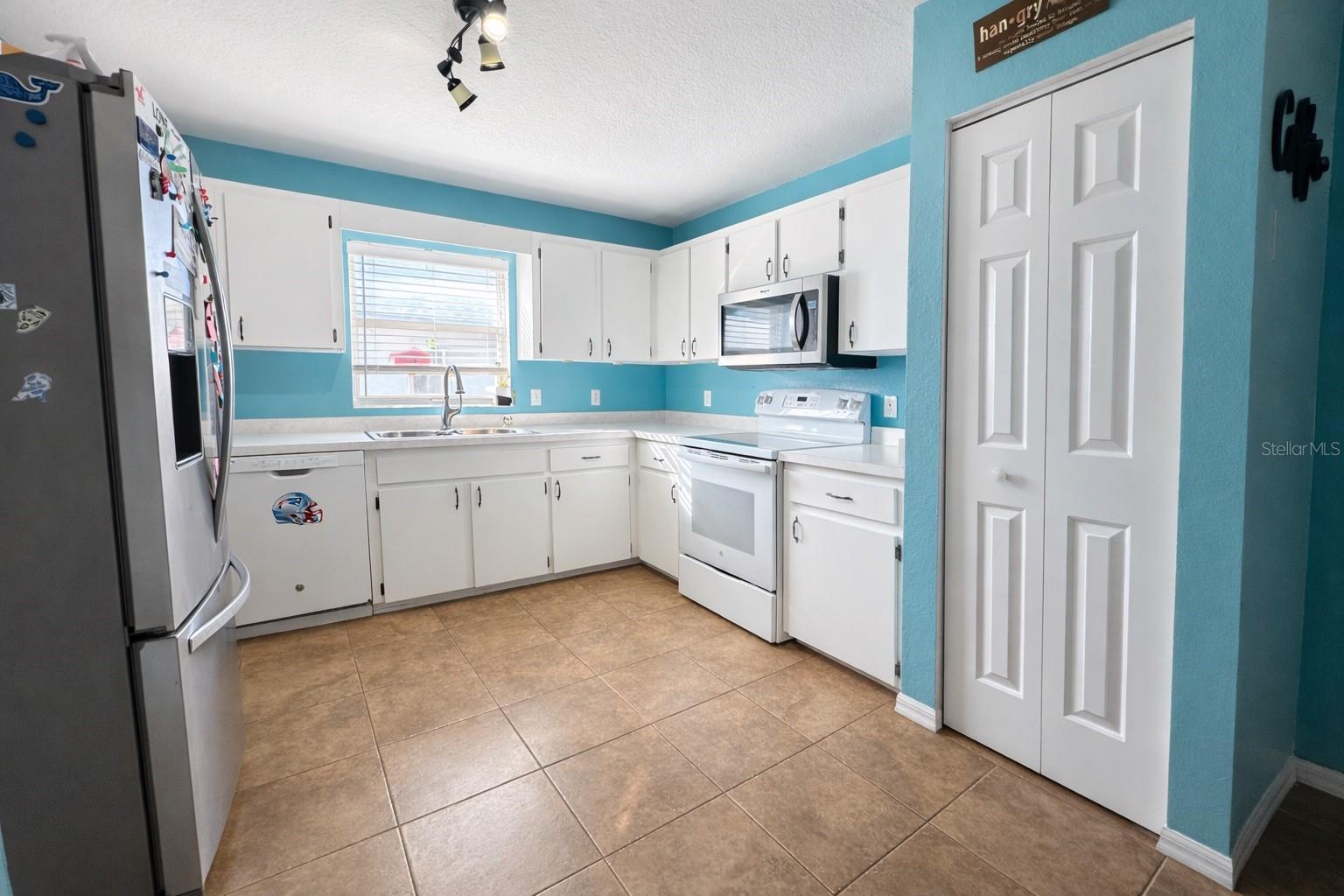 Image 13 of 19 For 2329 South Avenue