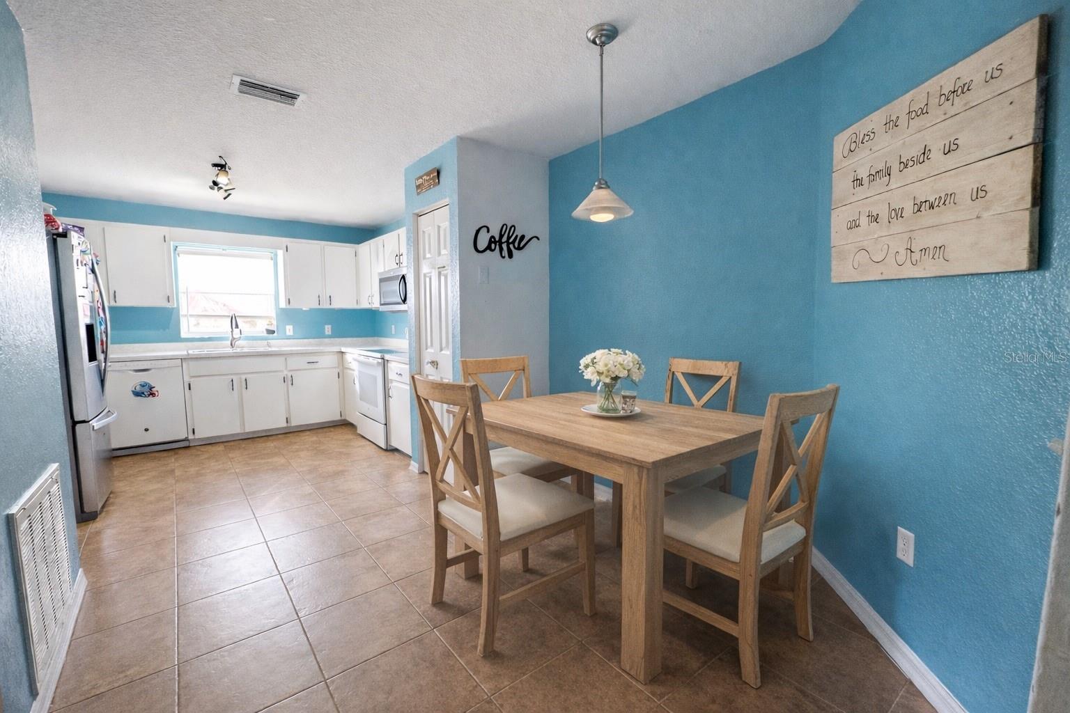 Image 5 of 19 For 2329 South Avenue