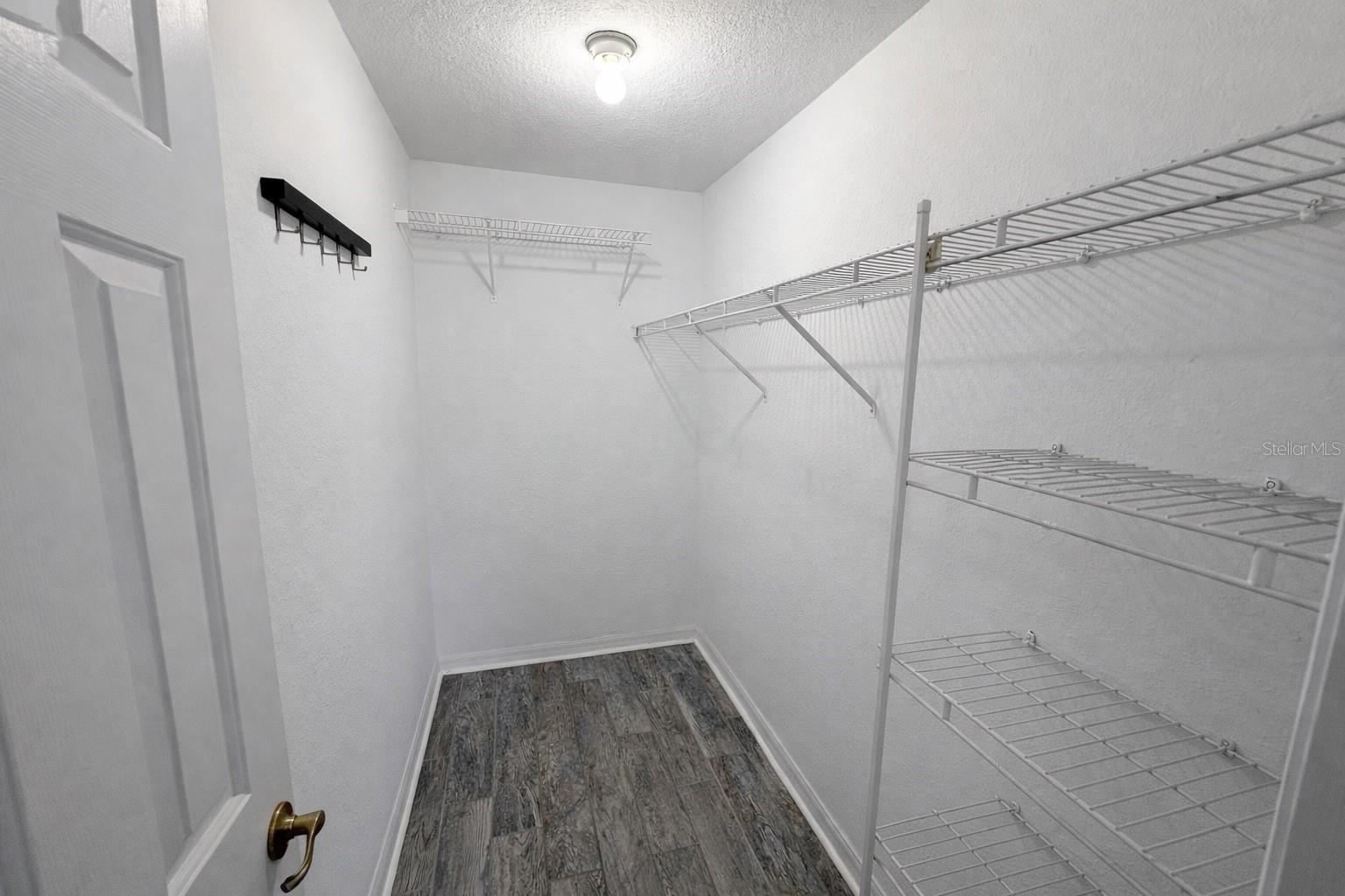 Image 9 of 19 For 2329 South Avenue