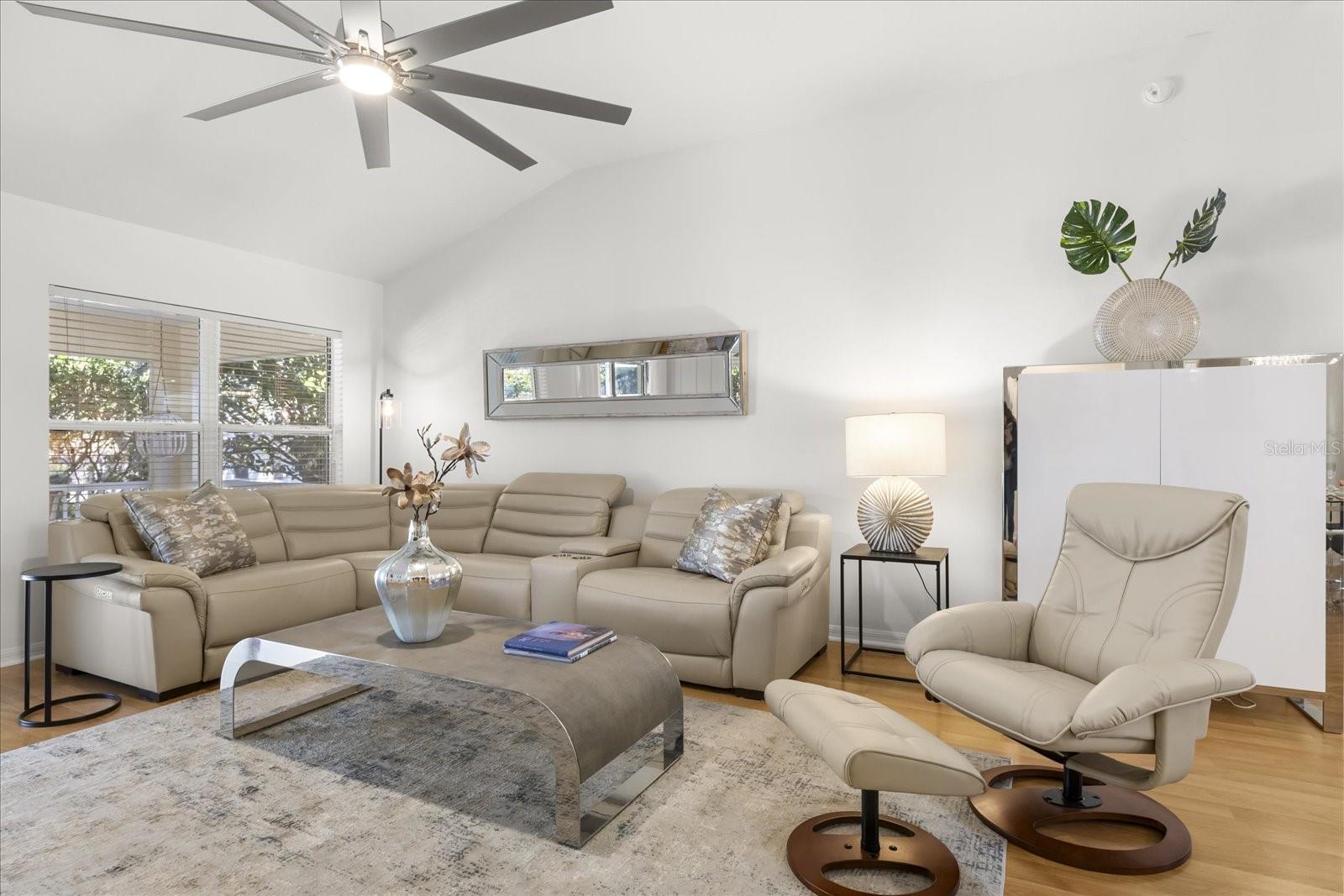 Image 8 of 33 For 8275 177th Winterthur Loop