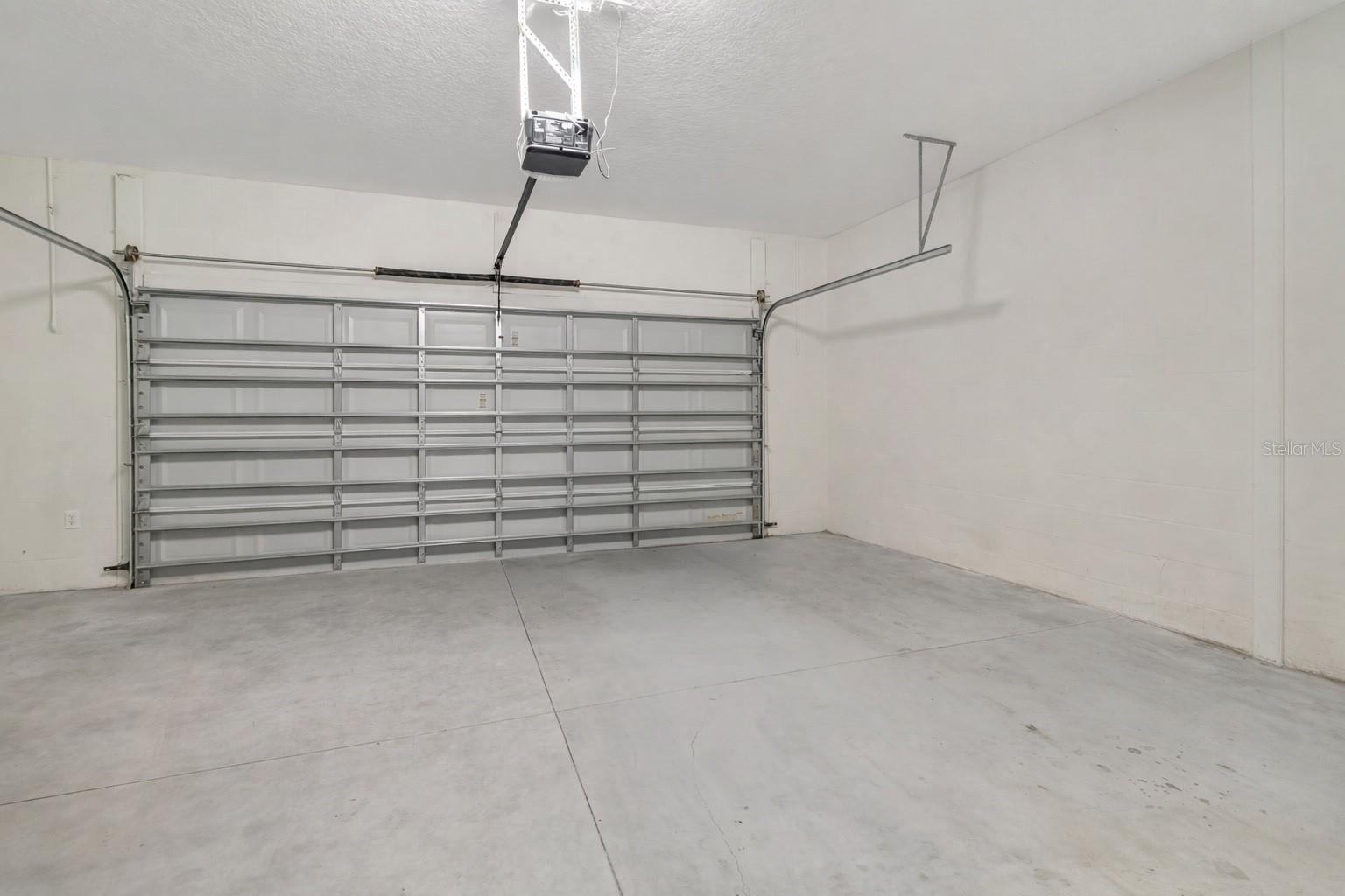 Image 34 of 46 For 4628 Cortland Drive