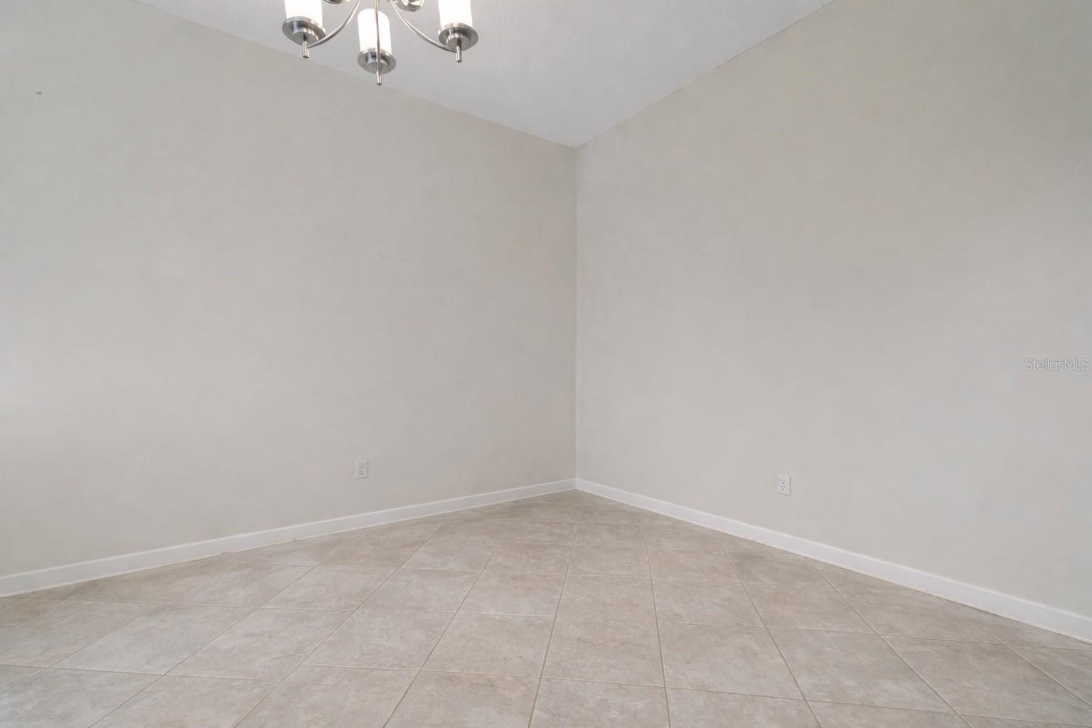 Image 5 of 46 For 4628 Cortland Drive