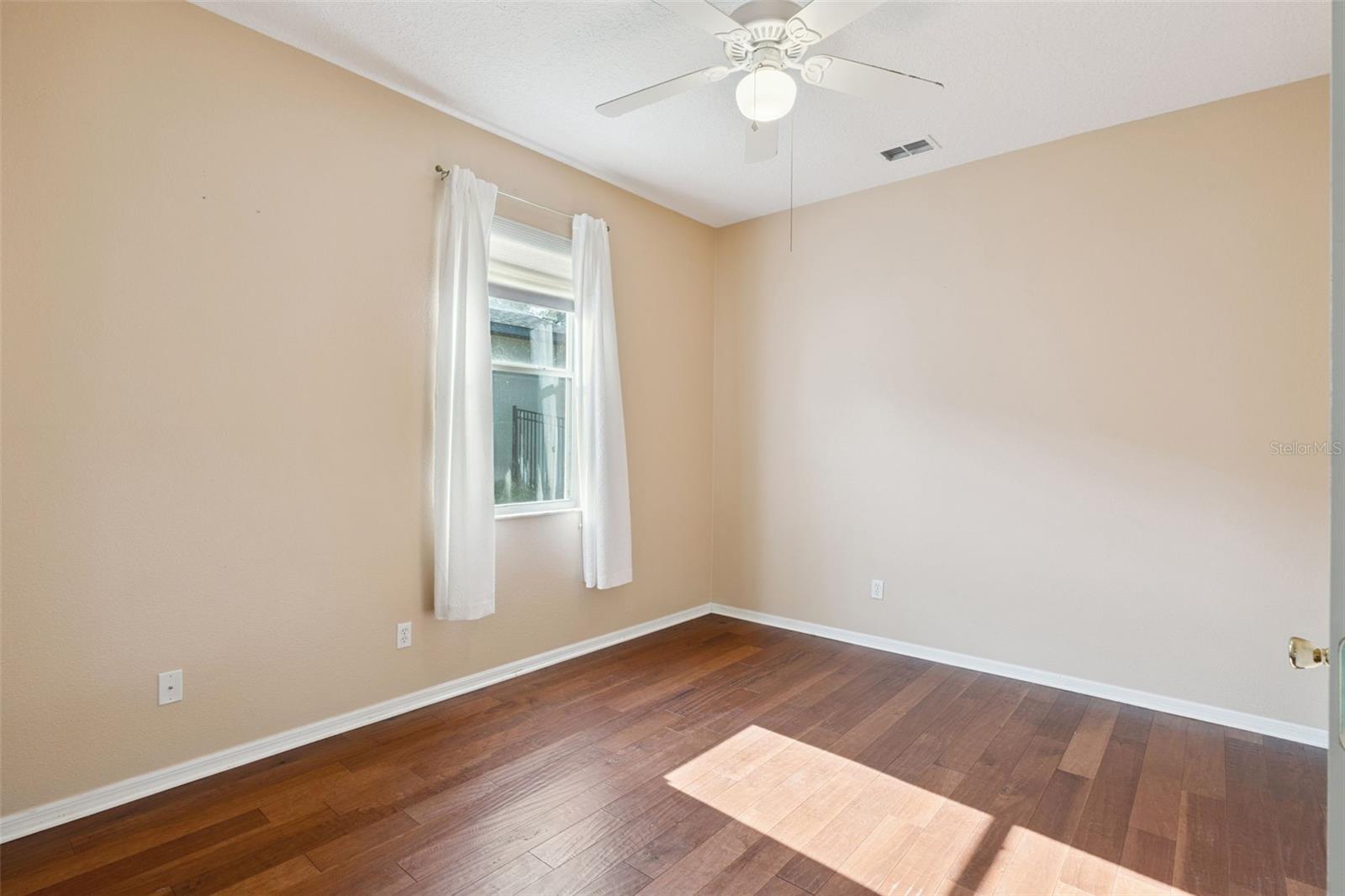 Image 25 of 45 For 3652 Rochelle Lane