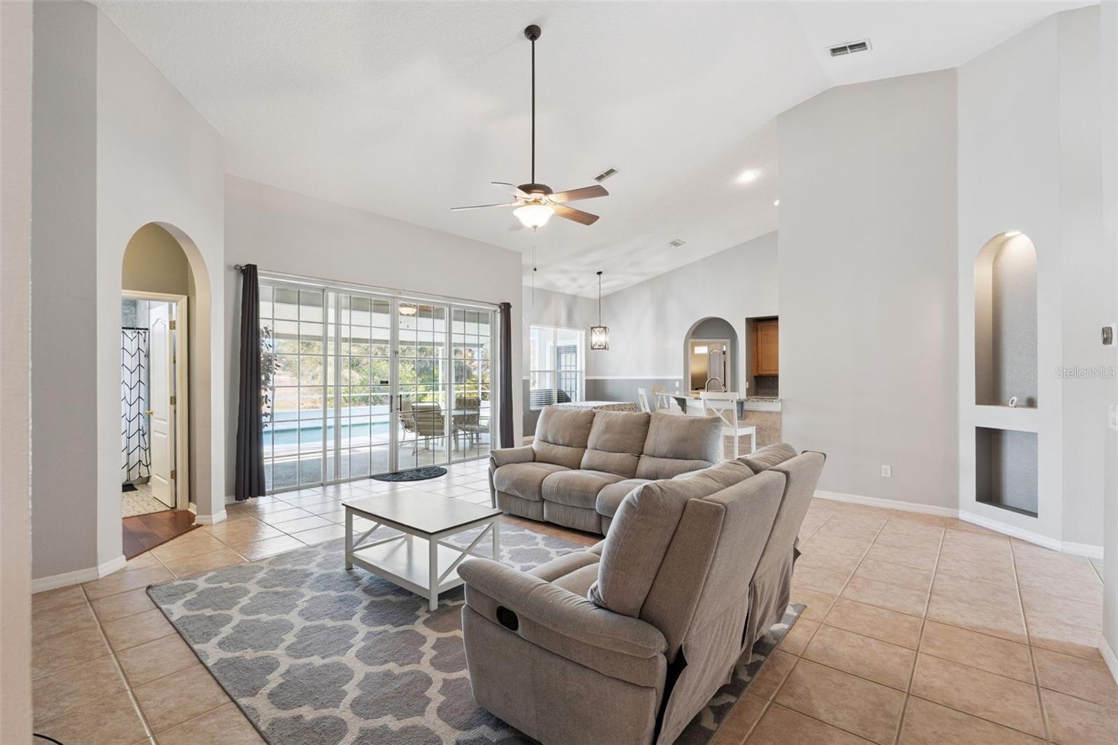 Image 6 of 45 For 3652 Rochelle Lane