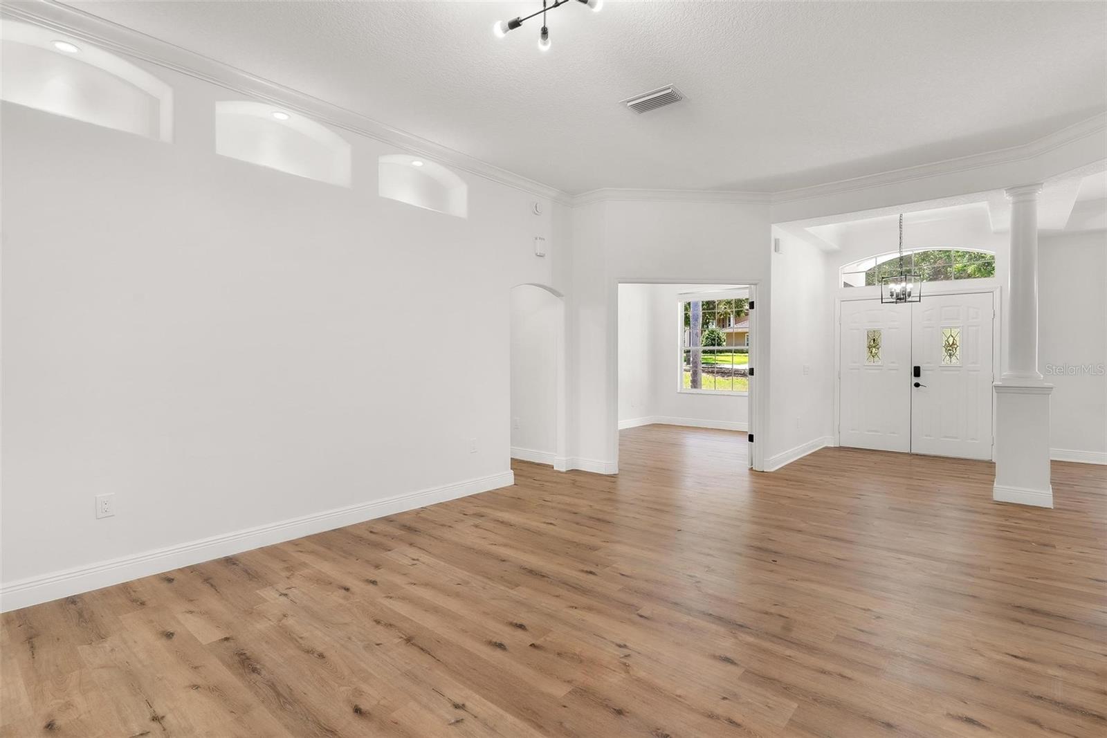 Image 12 of 43 For 39634 Harbor Hills Blvd Boulevard