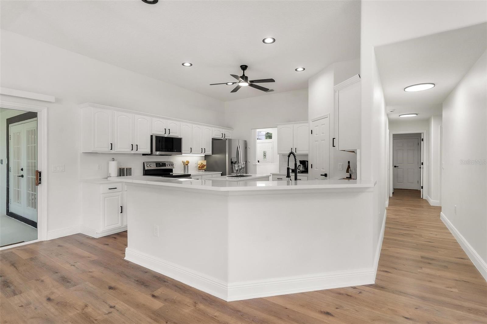 Image 18 of 43 For 39634 Harbor Hills Blvd Boulevard