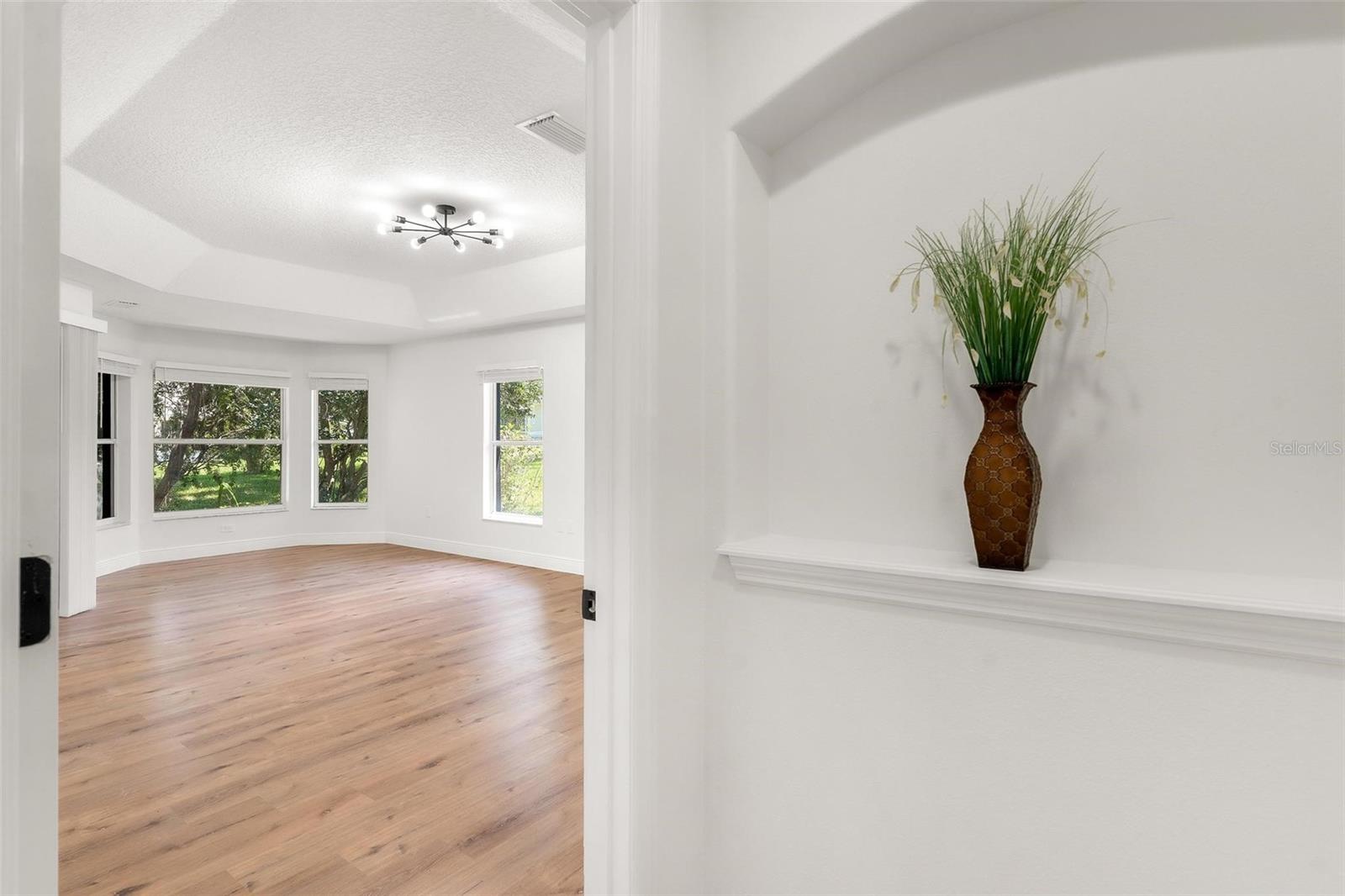 Image 23 of 43 For 39634 Harbor Hills Blvd Boulevard