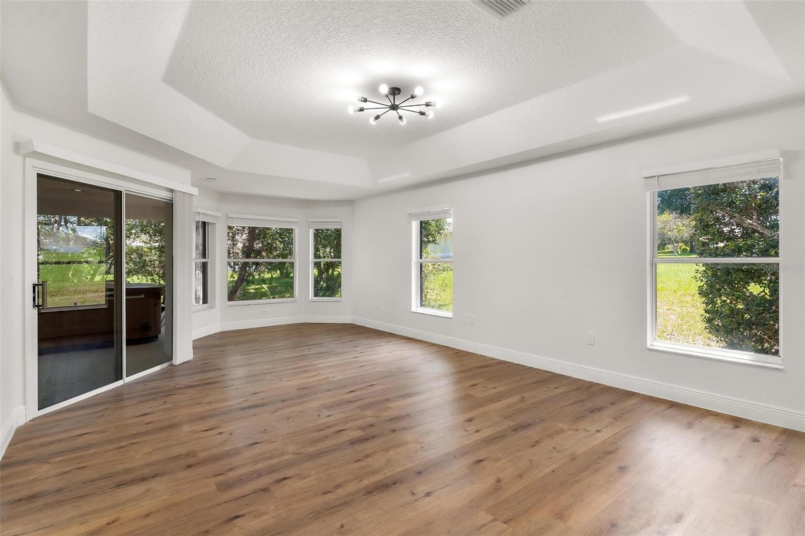 Image 24 of 43 For 39634 Harbor Hills Blvd Boulevard