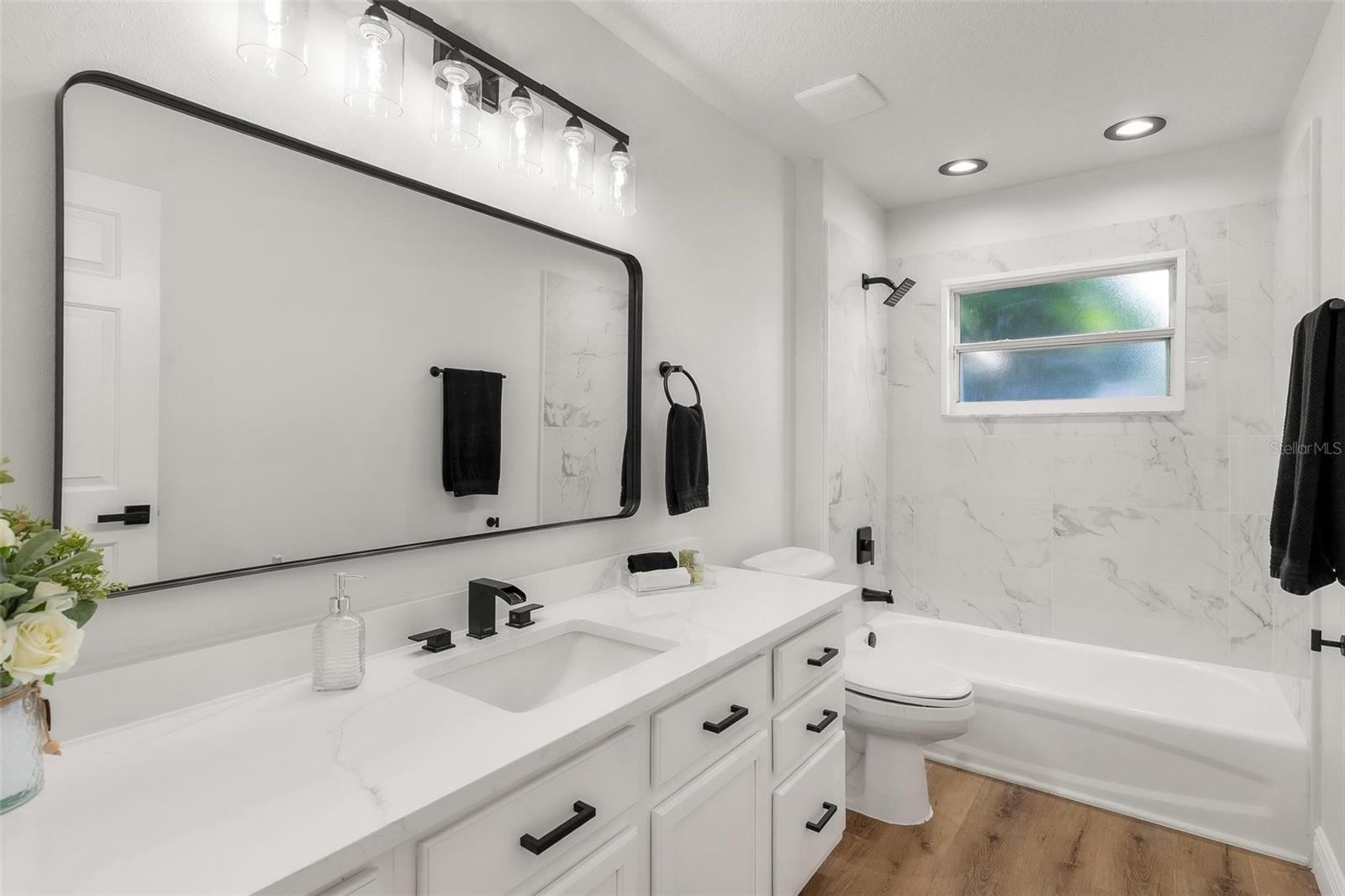 Image 34 of 43 For 39634 Harbor Hills Blvd Boulevard