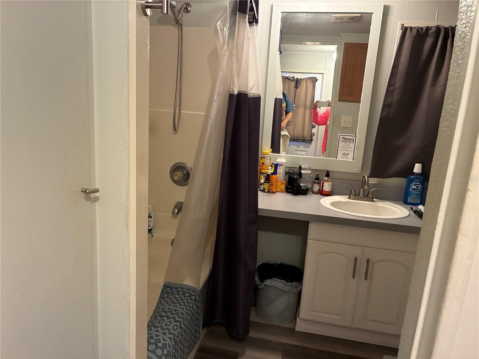 Image 7 of 12 For 3896 Picciola Road 213