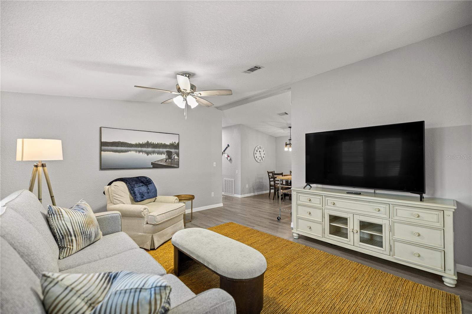 Image 11 of 30 For 814 Orchid Street