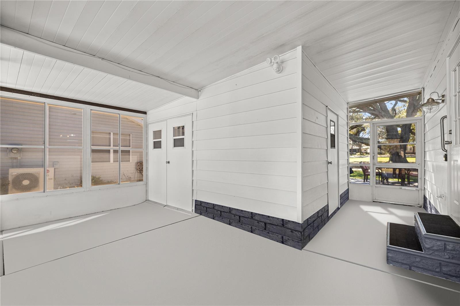 Image 5 of 30 For 814 Orchid Street