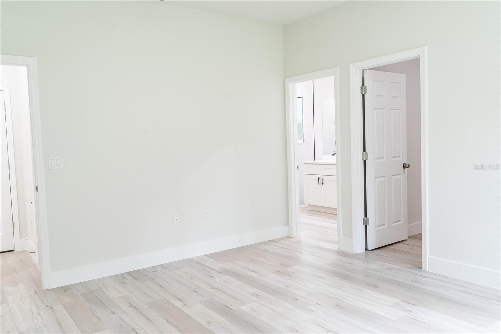 Image 11 of 34 For 10955 Dragonis Drive