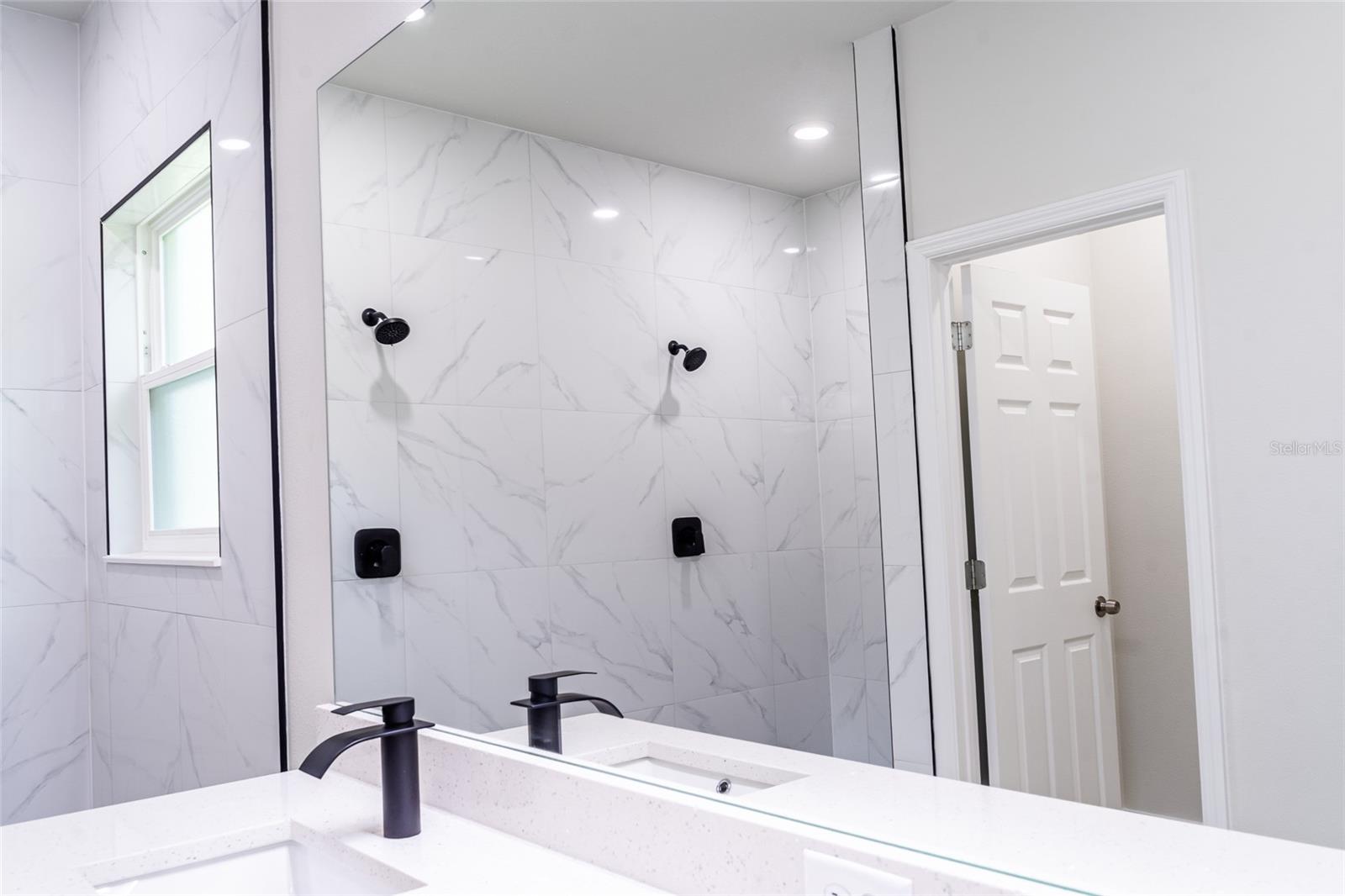 Image 16 of 34 For 10955 Dragonis Drive