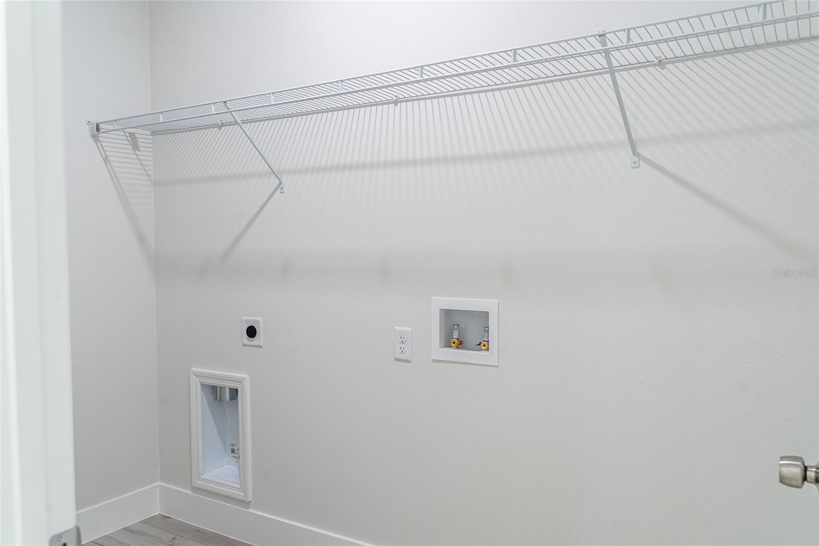 Image 21 of 34 For 10955 Dragonis Drive