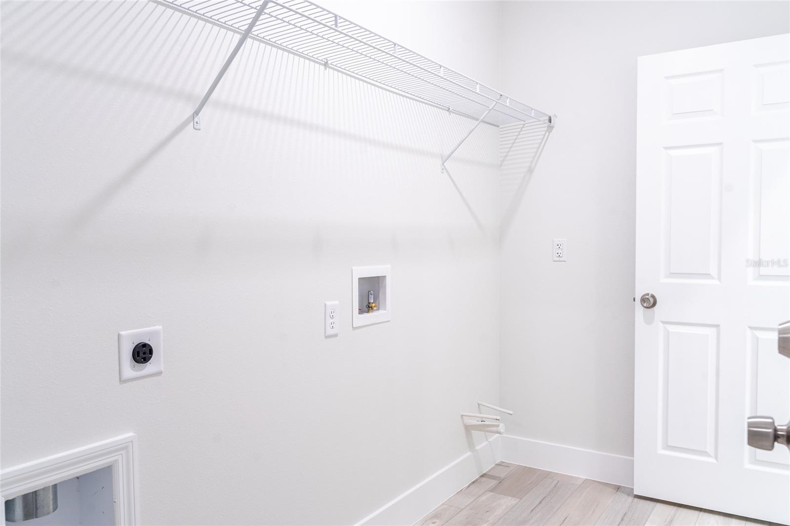 Image 22 of 34 For 10955 Dragonis Drive