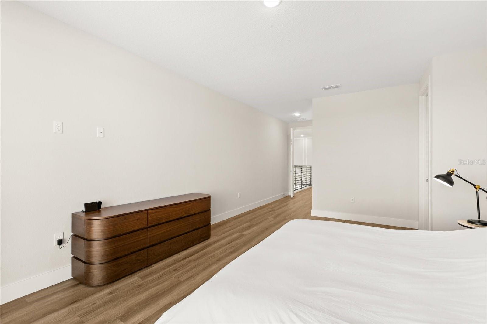 Image 27 of 57 For 16009 Vetta Drive