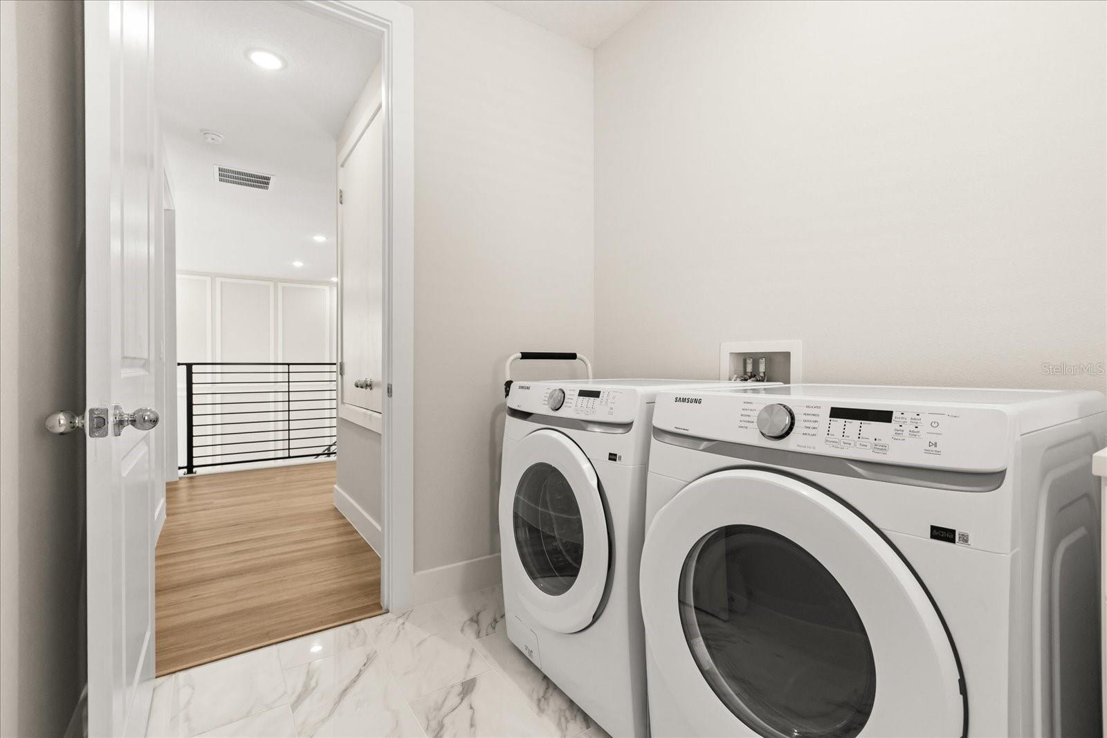 Image 39 of 57 For 16009 Vetta Drive