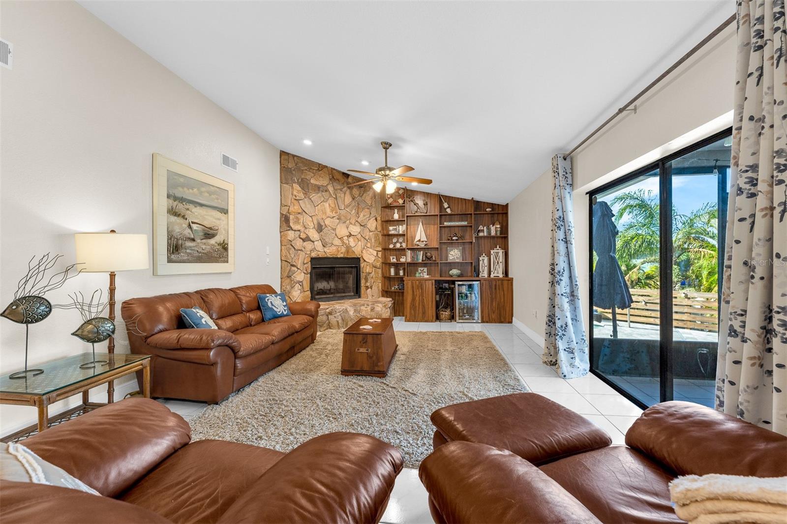 Image 25 of 68 For 3848 Topsail Trail