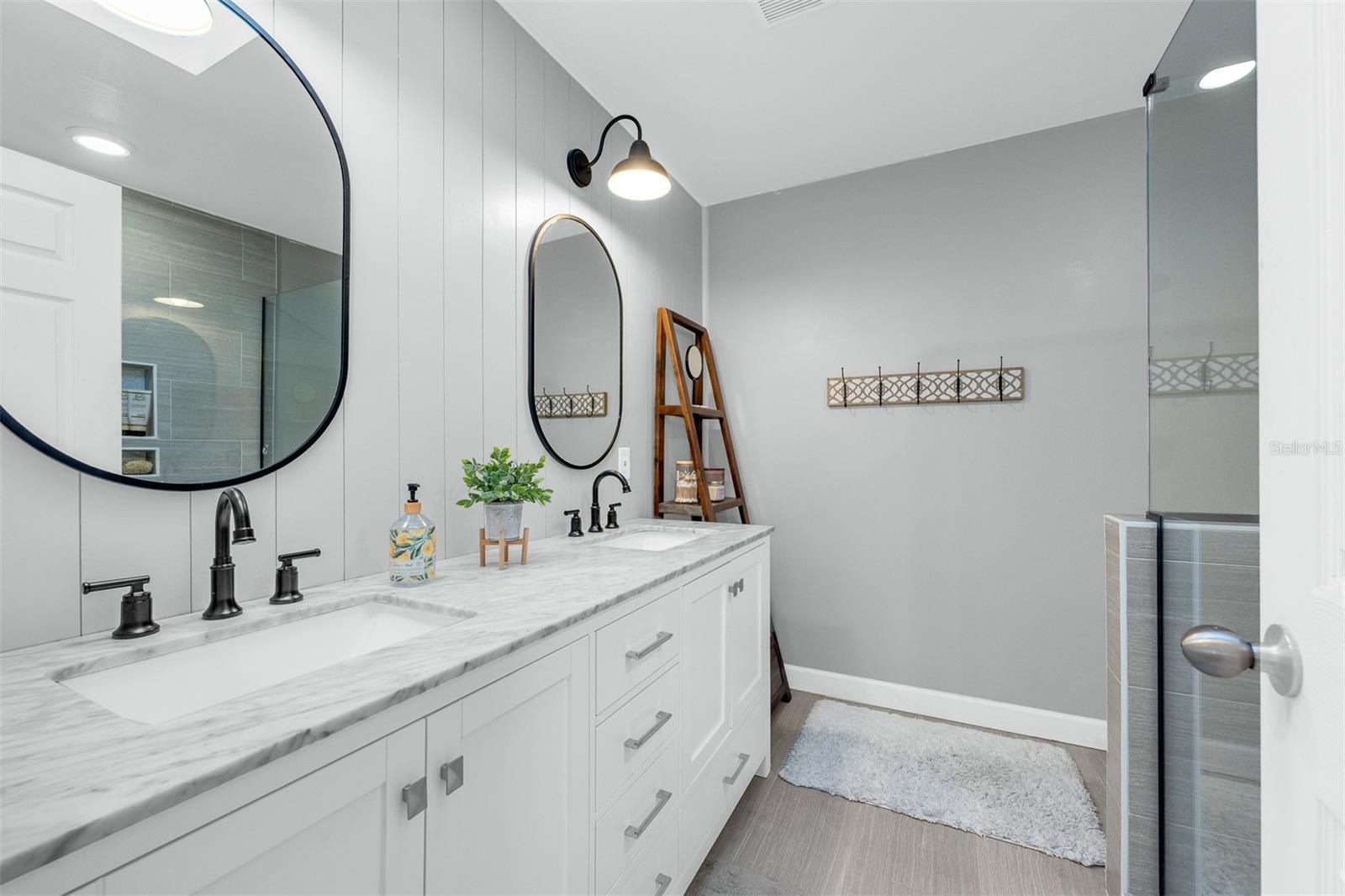 Image 32 of 68 For 3848 Topsail Trail