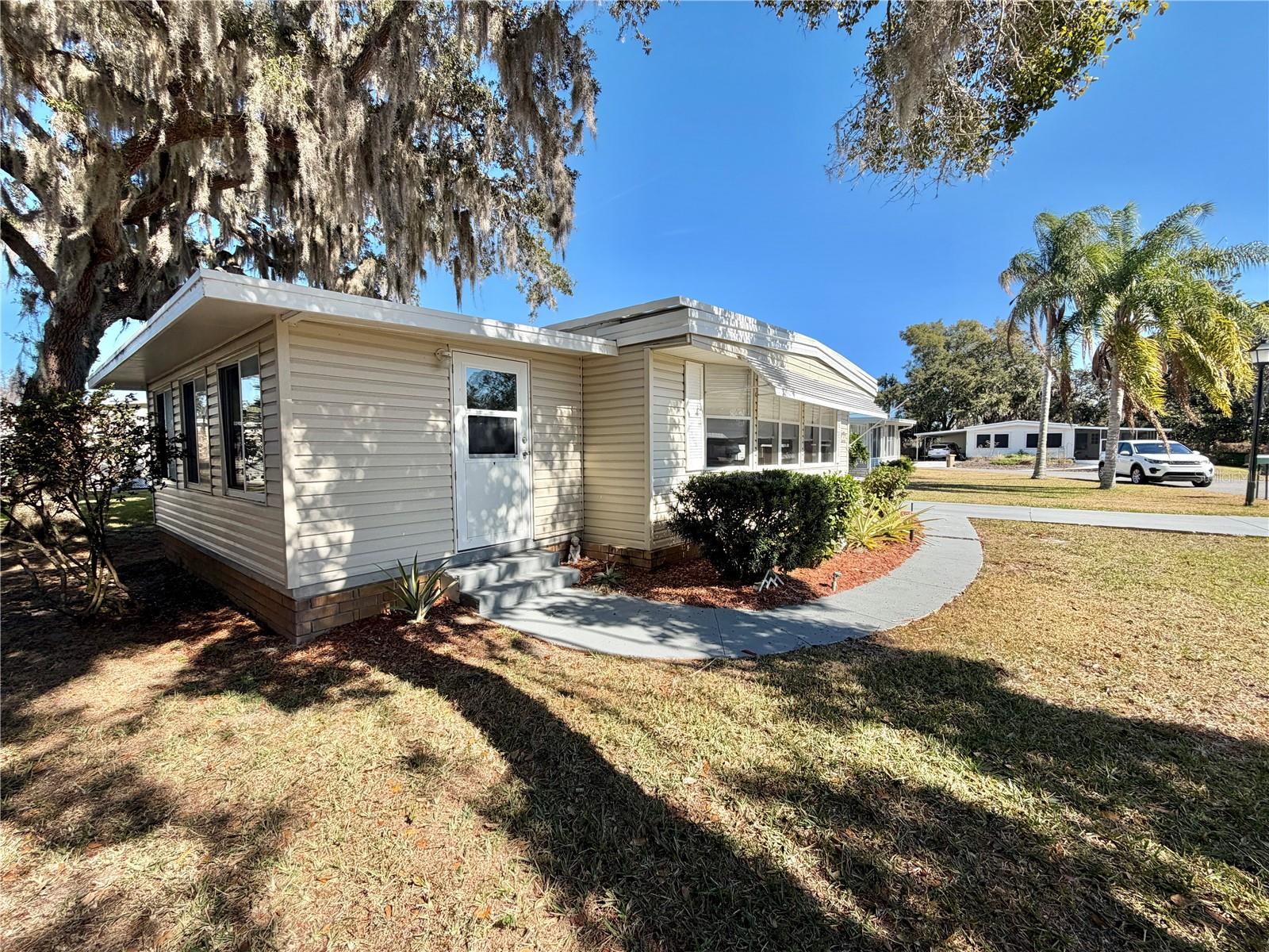 Image 64 of 73 For 103 Tamarisk Way