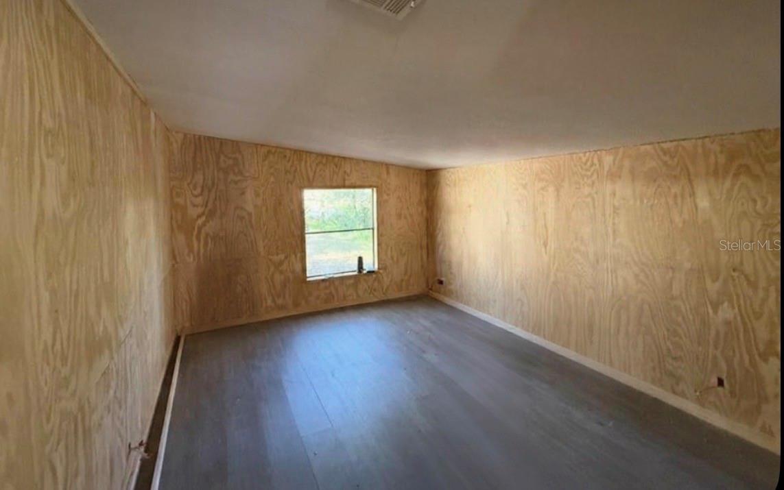 Image 24 of 50 For 27834 Veva Avenue