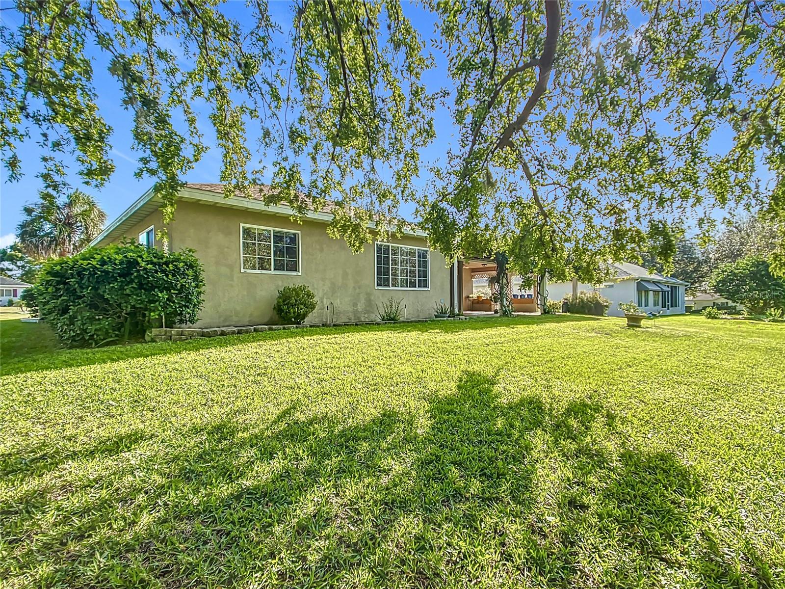 Image 21 of 37 For 13700 90th Court