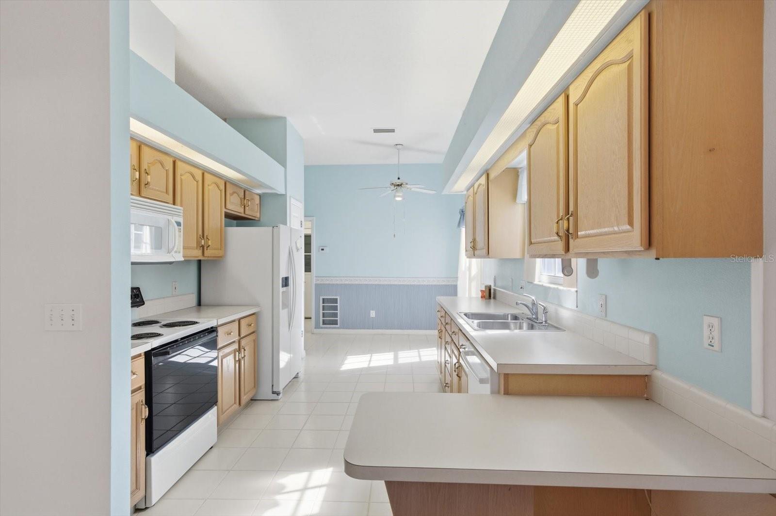 Image 6 of 28 For 309 Baytree Boulevard