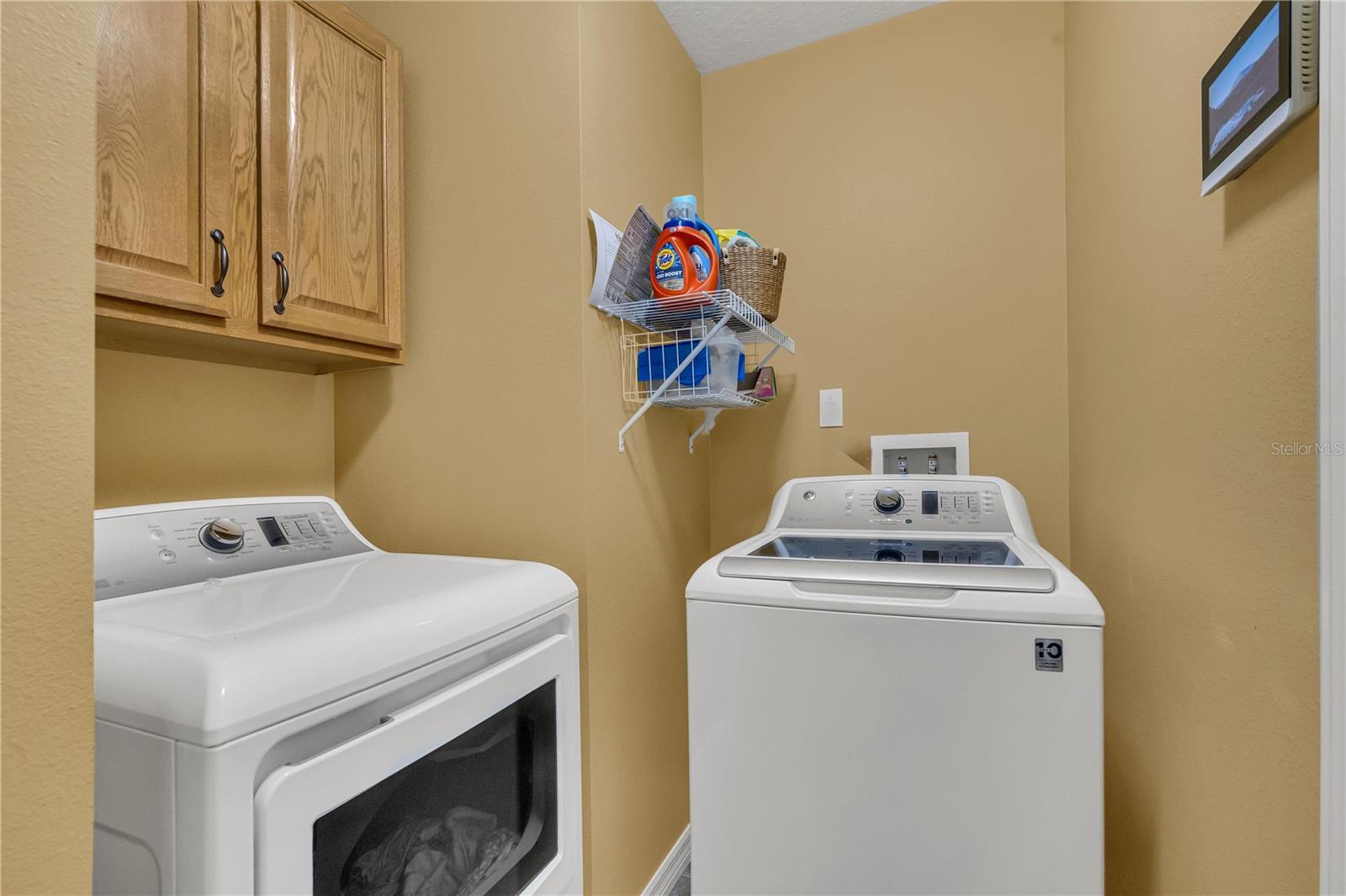 Image 12 of 33 For 10521 Cedar Forest Circle