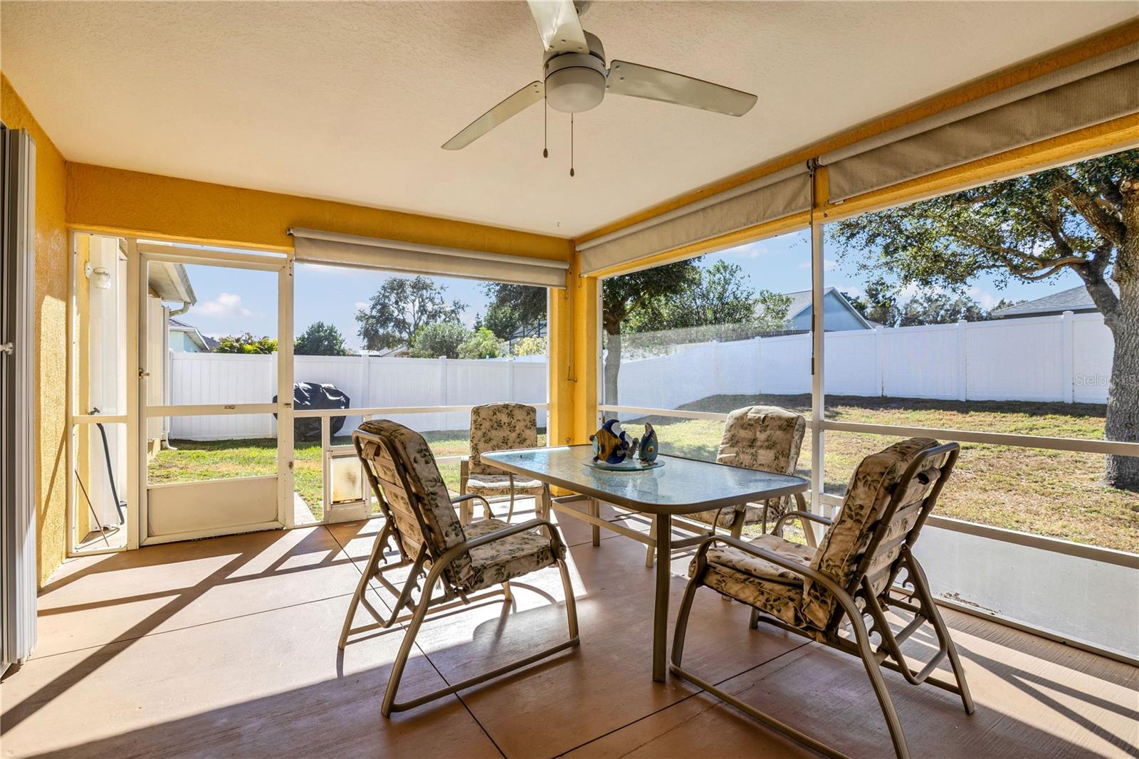 Image 23 of 33 For 10521 Cedar Forest Circle