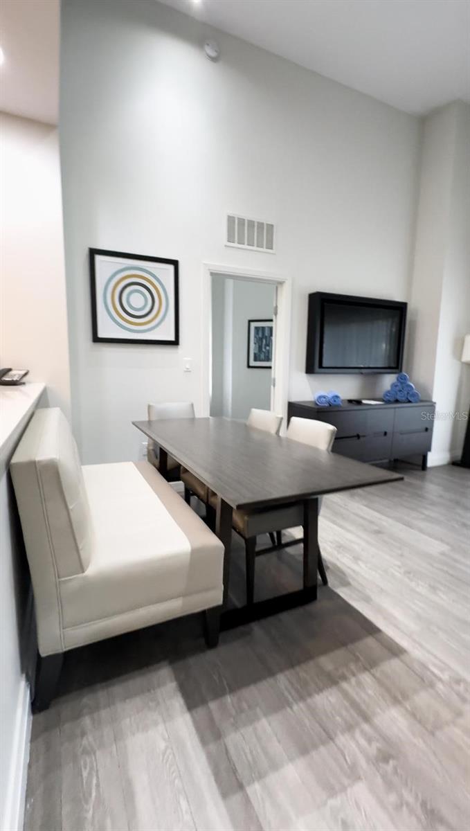 Image 3 of 17 For 14501 Grove Resort Avenue 3128