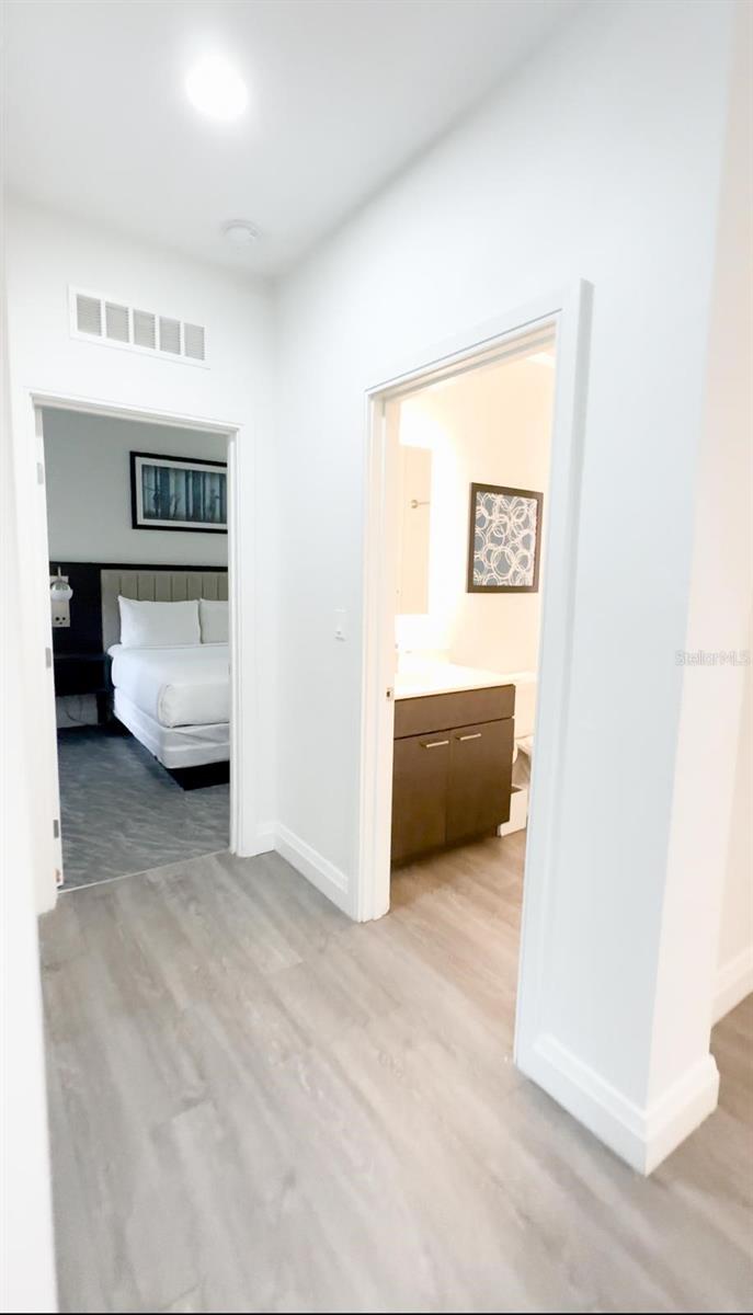 Image 7 of 17 For 14501 Grove Resort Avenue 3128