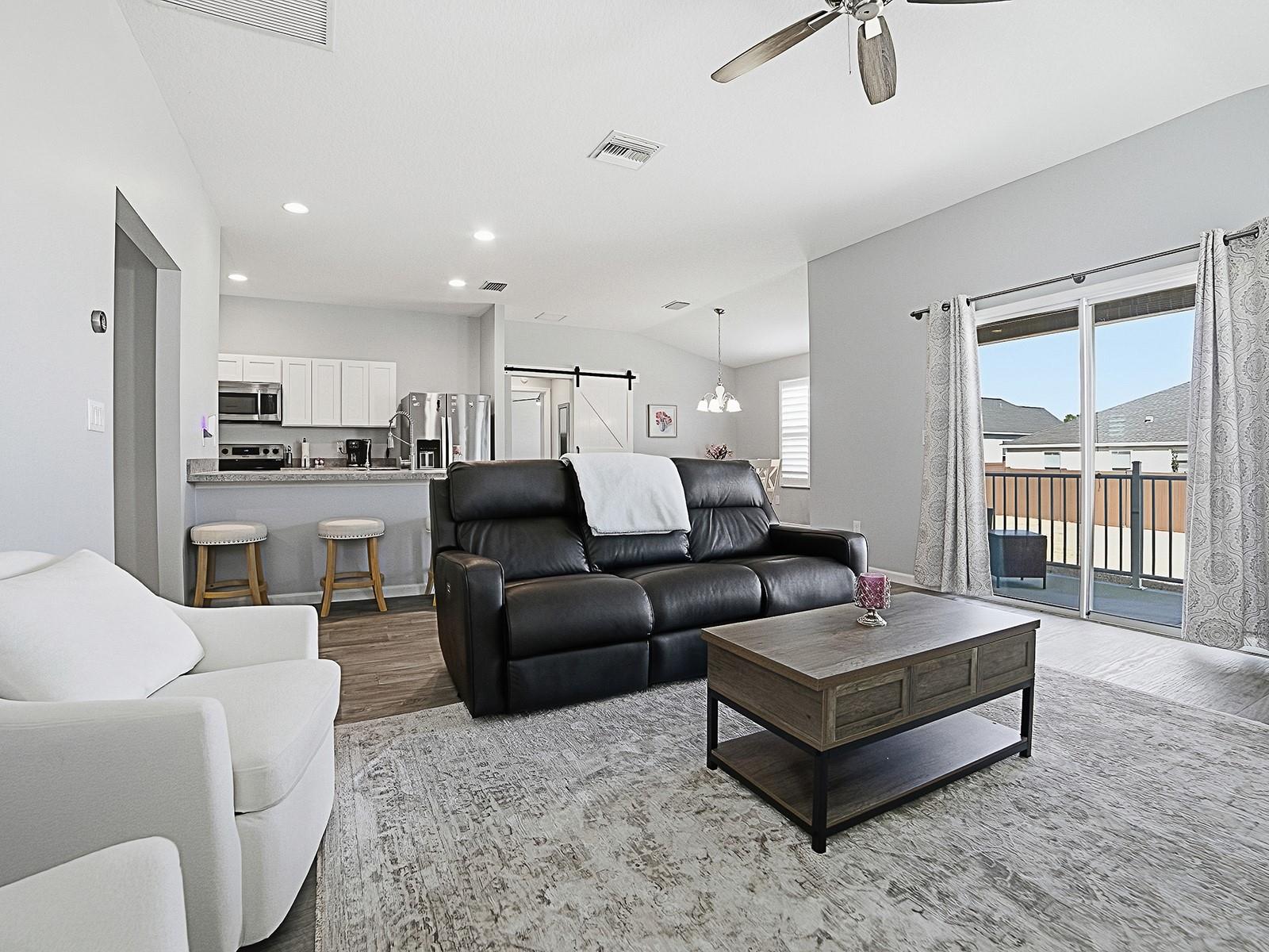 Image 11 of 39 For 3319 Rohan Road